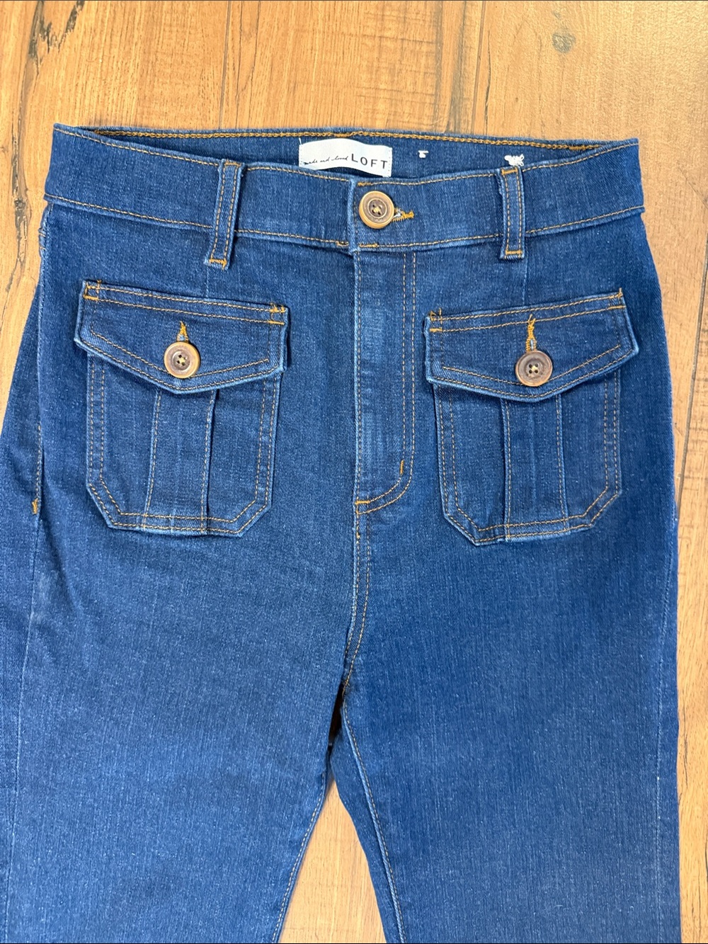 LOFT Dark Blue Flare Jeans with Front Flap Pockets Like New 26 - Picture 2 of 6